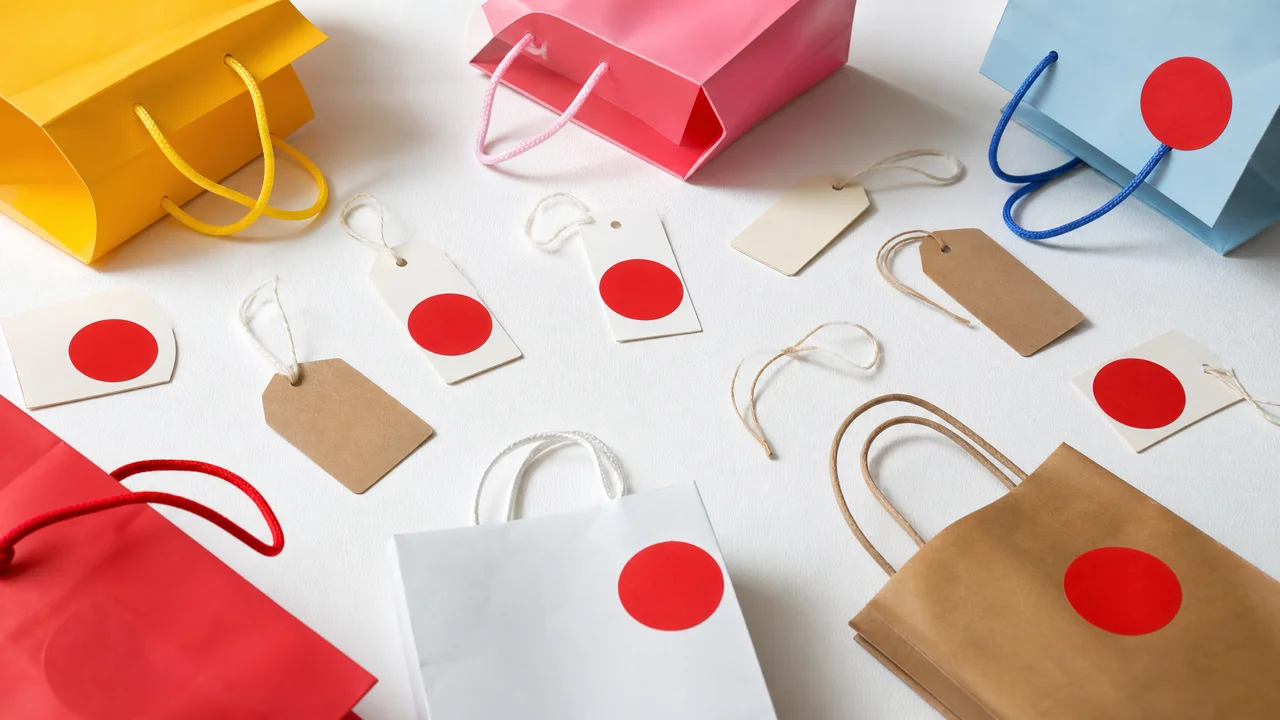 Featured: Clearance Shopping Tips That Score Brand-Name Items for a Fraction of Retail