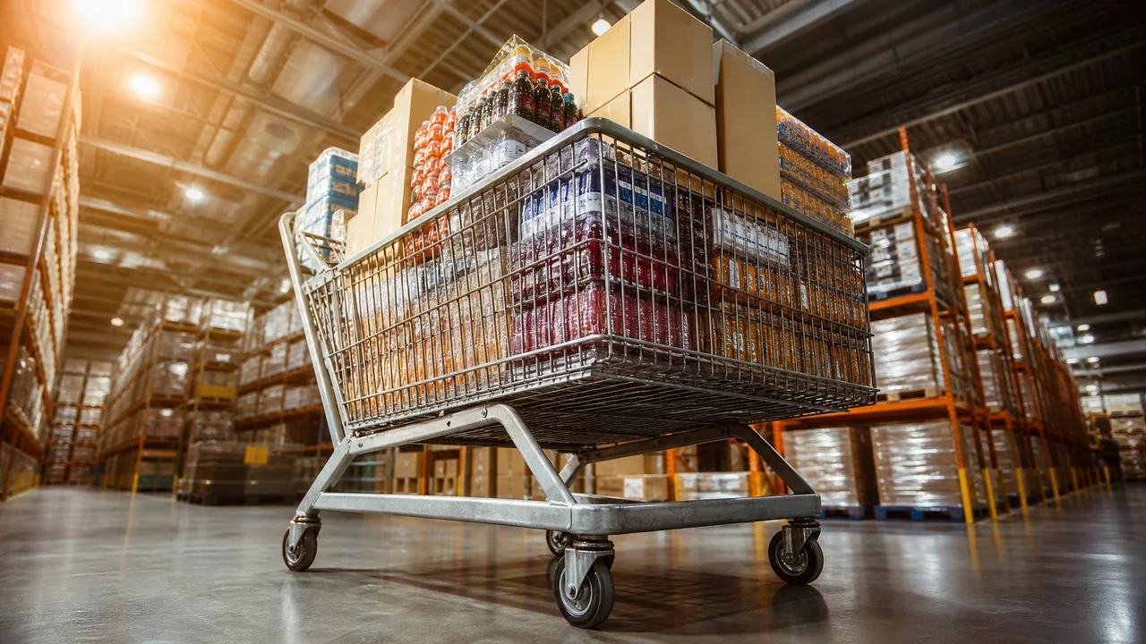 Featured: Bulk Buying Savings: When Warehouse Clubs Beat Regular Stores and When They Don't